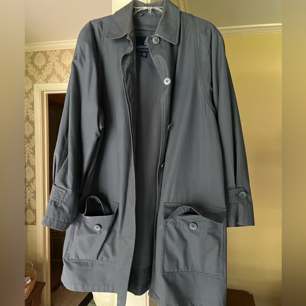 London Fog Ladies Trench Coat Size XL